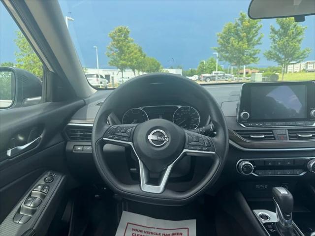2024 Nissan Altima SV FWD