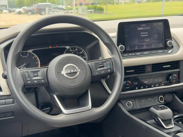 2023 Nissan Rogue SV FWD
