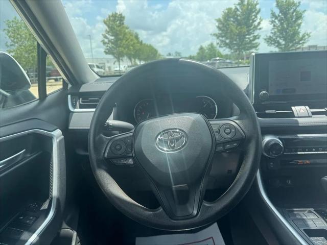 2023 Toyota RAV4 XLE 2023 Toyota RAV4 XLE