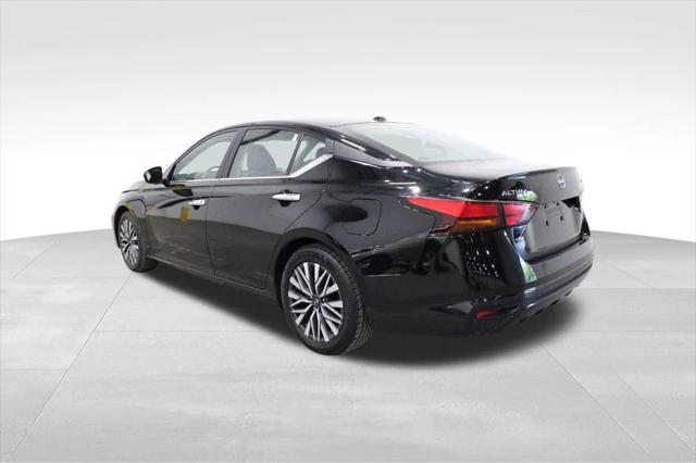 2023 Nissan Altima SV FWD