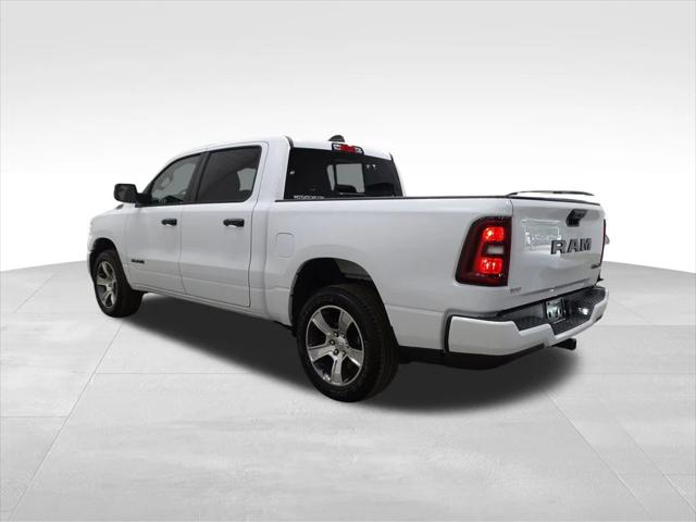 2025 RAM 1500 Tradesman Crew Cab 4x4 57 Box