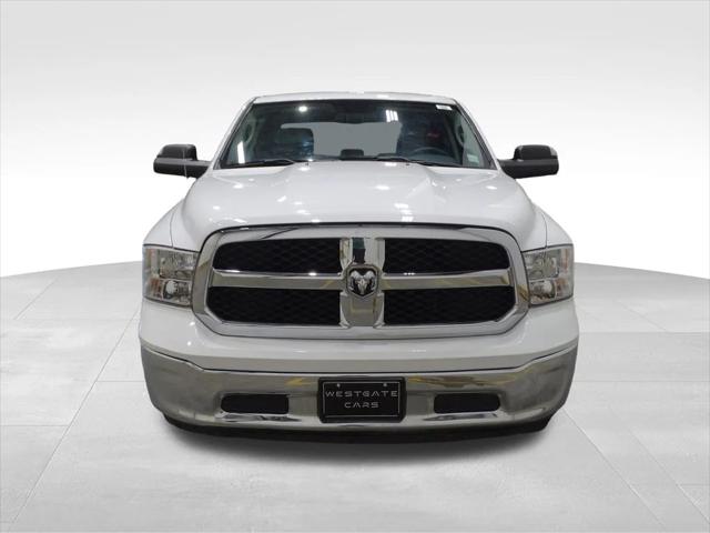 2022 RAM 1500 Classic SLT Crew Cab 4x2 57 Box
