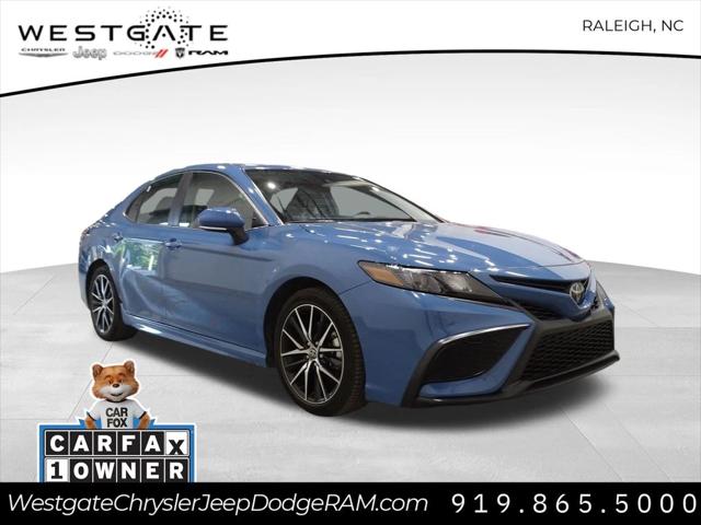 2023 Toyota Camry SE Nightshade Edition