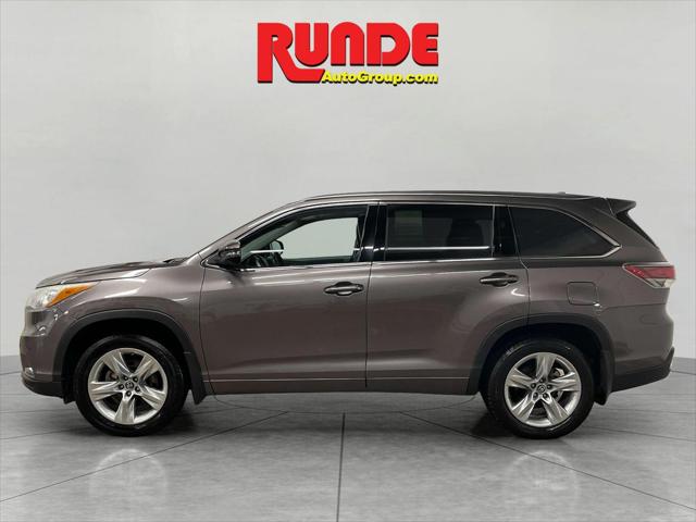 2016 Toyota Highlander Limited Platinum V6