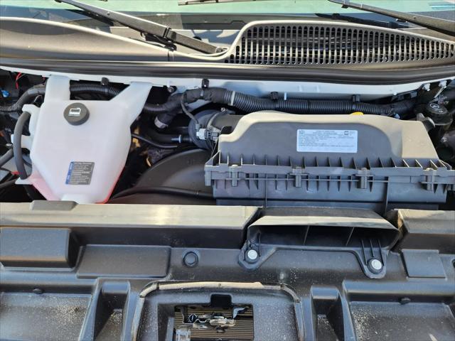 2025 Chevrolet Express Cutaway Work Van