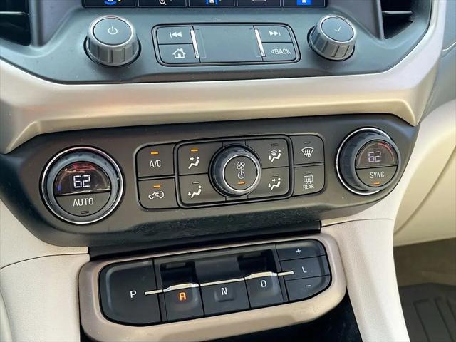 2023 GMC Acadia AWD Denali