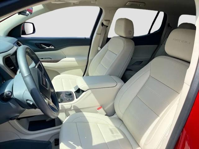 2023 GMC Acadia AWD Denali