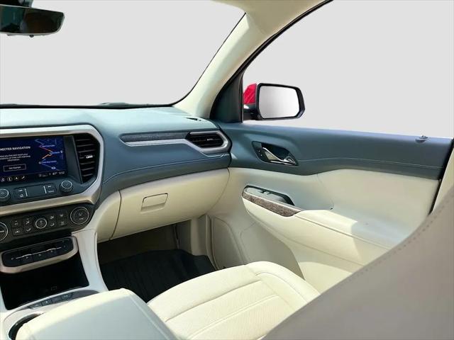 2023 GMC Acadia AWD Denali