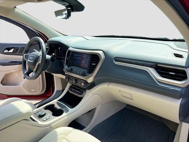 2023 GMC Acadia AWD Denali