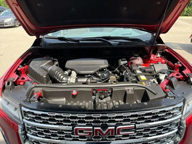 2023 GMC Acadia AWD Denali