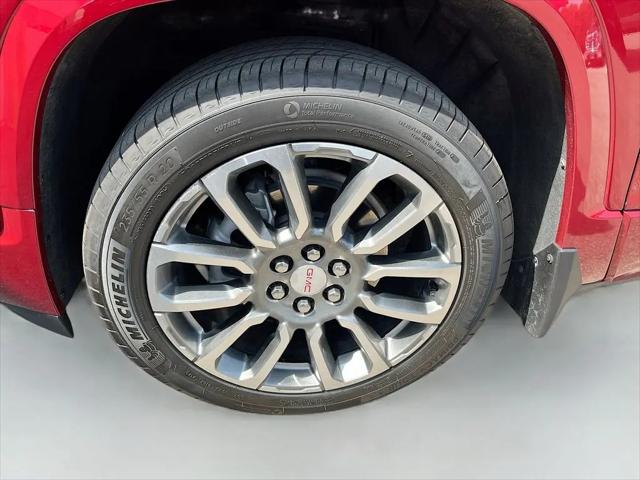 2023 GMC Acadia AWD Denali