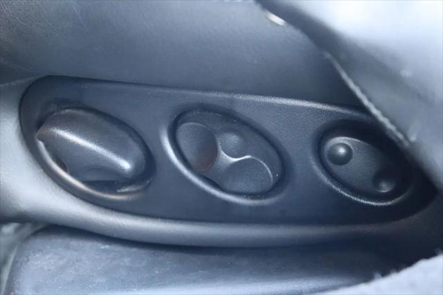2004 Jaguar XK8 Standard