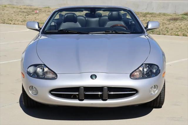 2004 Jaguar XK8 Standard