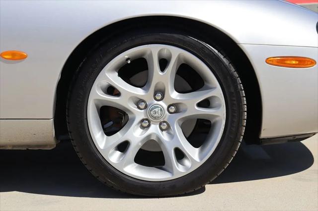 2004 Jaguar XK8 Standard