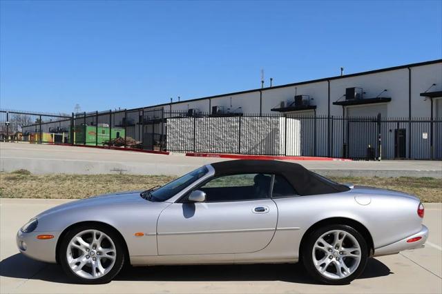 2004 Jaguar XK8 Standard