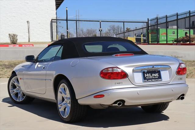 2004 Jaguar XK8 Standard