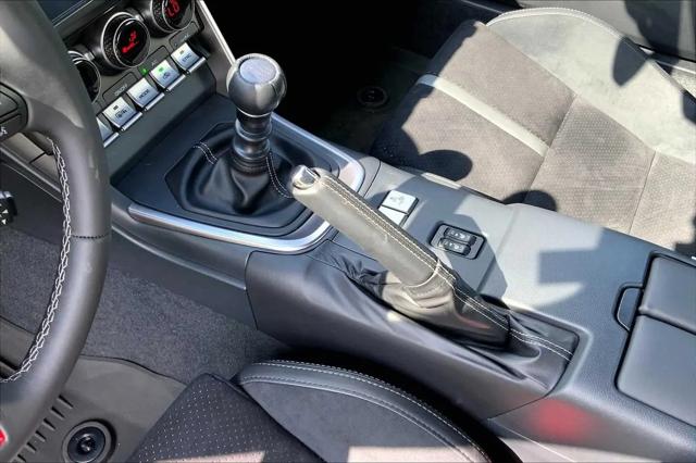 2025 Toyota GR86 Premium
