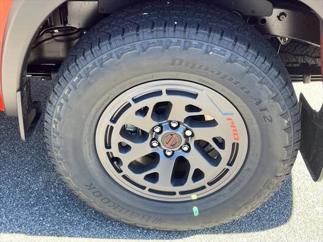 2025 Nissan Frontier Crew Cab PRO-4X 4x4