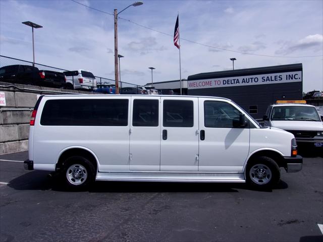 2016 Chevrolet Express LT