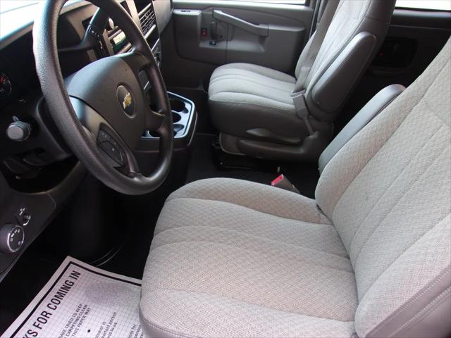 2016 Chevrolet Express LT