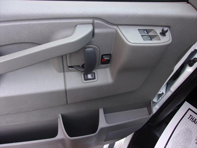2016 Chevrolet Express LT
