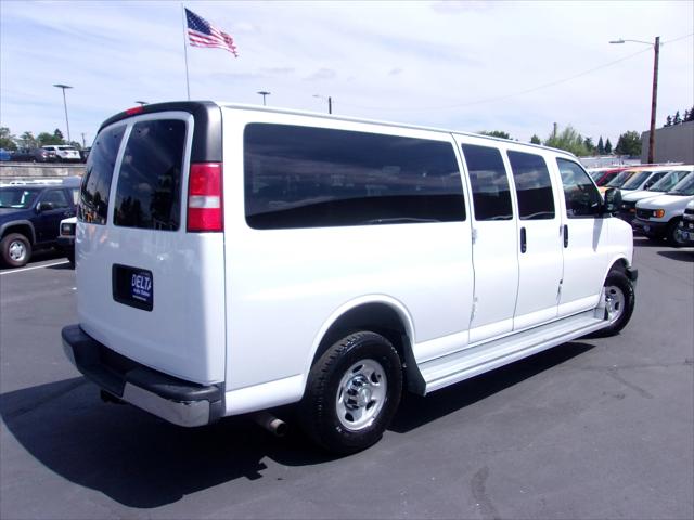 2016 Chevrolet Express LT