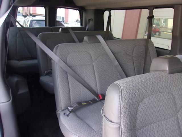 2016 Chevrolet Express LT