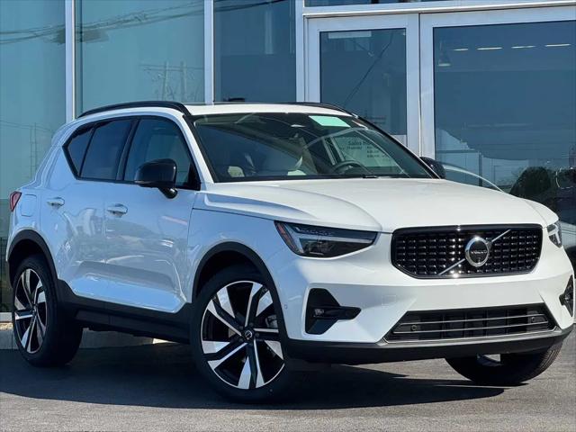 2026 Volvo XC40 Ultra, B5 AWD Gas mild hybrid, Dark for sale in Schererville, IN