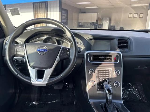 2016 Volvo S60 T5 Drive-E Premier