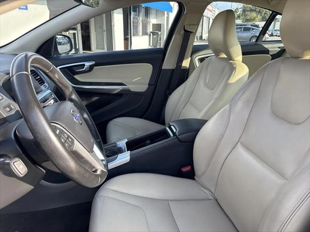 2016 Volvo S60 T5 Drive-E Premier