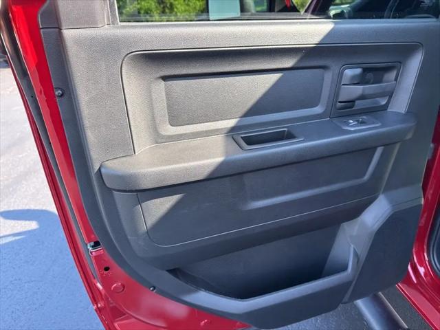 2025 Ram 2500 Tradesman Crew Cab 4x4 6'4" Box