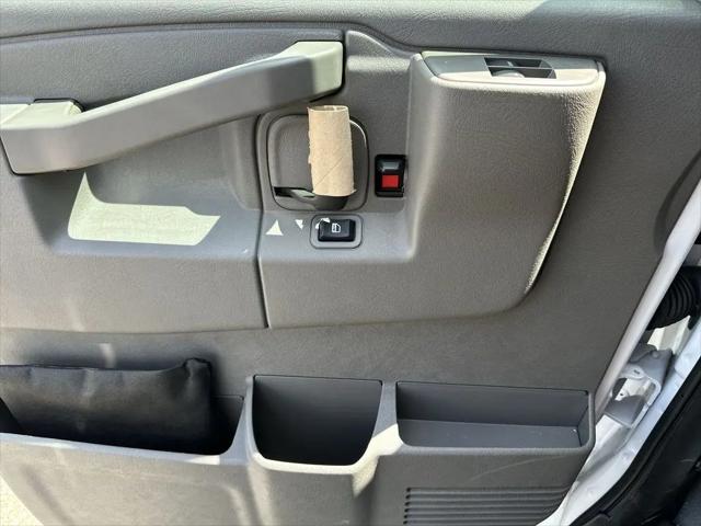 2025 Chevrolet Express Cutaway Work Van