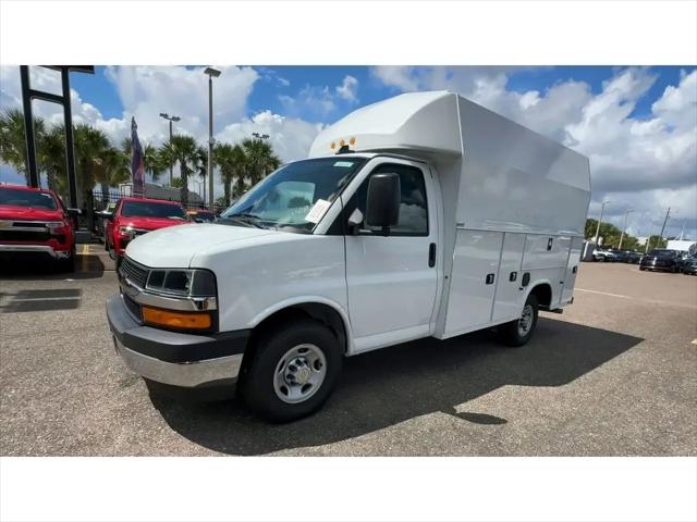 2025 Chevrolet Express Cutaway Work Van