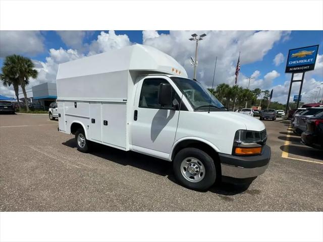 2025 Chevrolet Express Cutaway Work Van
