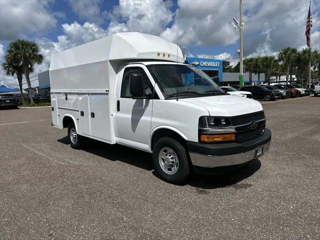 2025 Chevrolet Express Cutaway Work Van