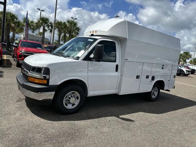 2025 Chevrolet Express Cutaway Work Van
