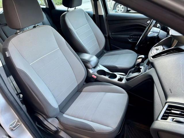2014 Ford C-Max Hybrid SE