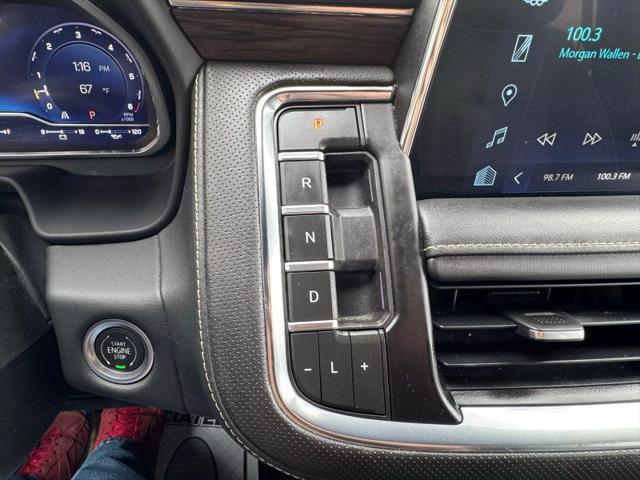 2023 Chevrolet Suburban 2WD Premier