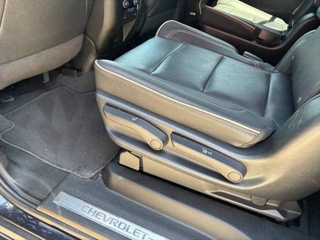 2023 Chevrolet Suburban 2WD Premier