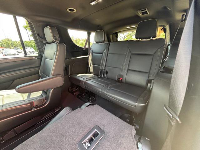 2023 Chevrolet Suburban 2WD Premier