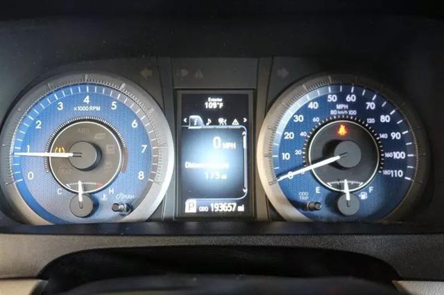 2020 Toyota Sienna LE