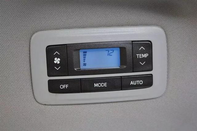 2020 Toyota Sienna LE