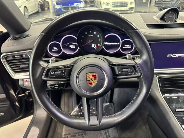 2022 Porsche Panamera 4