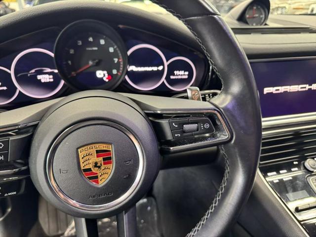 2022 Porsche Panamera 4