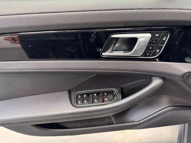 2022 Porsche Panamera 4