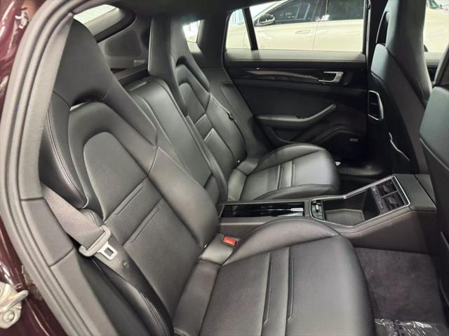 2022 Porsche Panamera 4