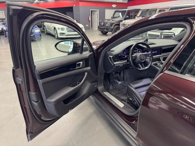 2022 Porsche Panamera 4