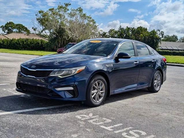 2020 Kia Optima LX