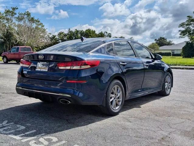 2020 Kia Optima LX