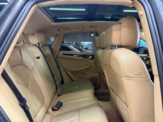 2016 Porsche Macan S